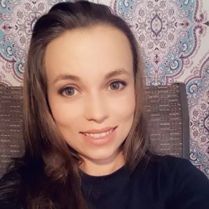 Meet your Posher, Carrie